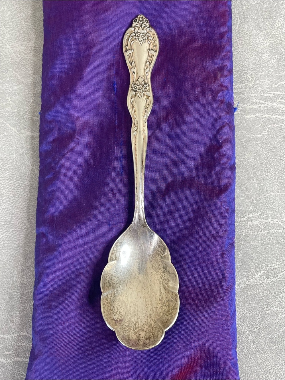 WM Rogers Vintage Silver-Plated Shell Sugar Spoon with Ornate Handle